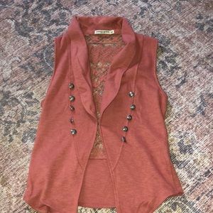 Burnt organ lace vest